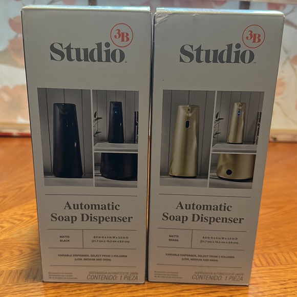 Studio 3B Automatic Soap Dispenser. Black and Gold - Picture 3 of 3